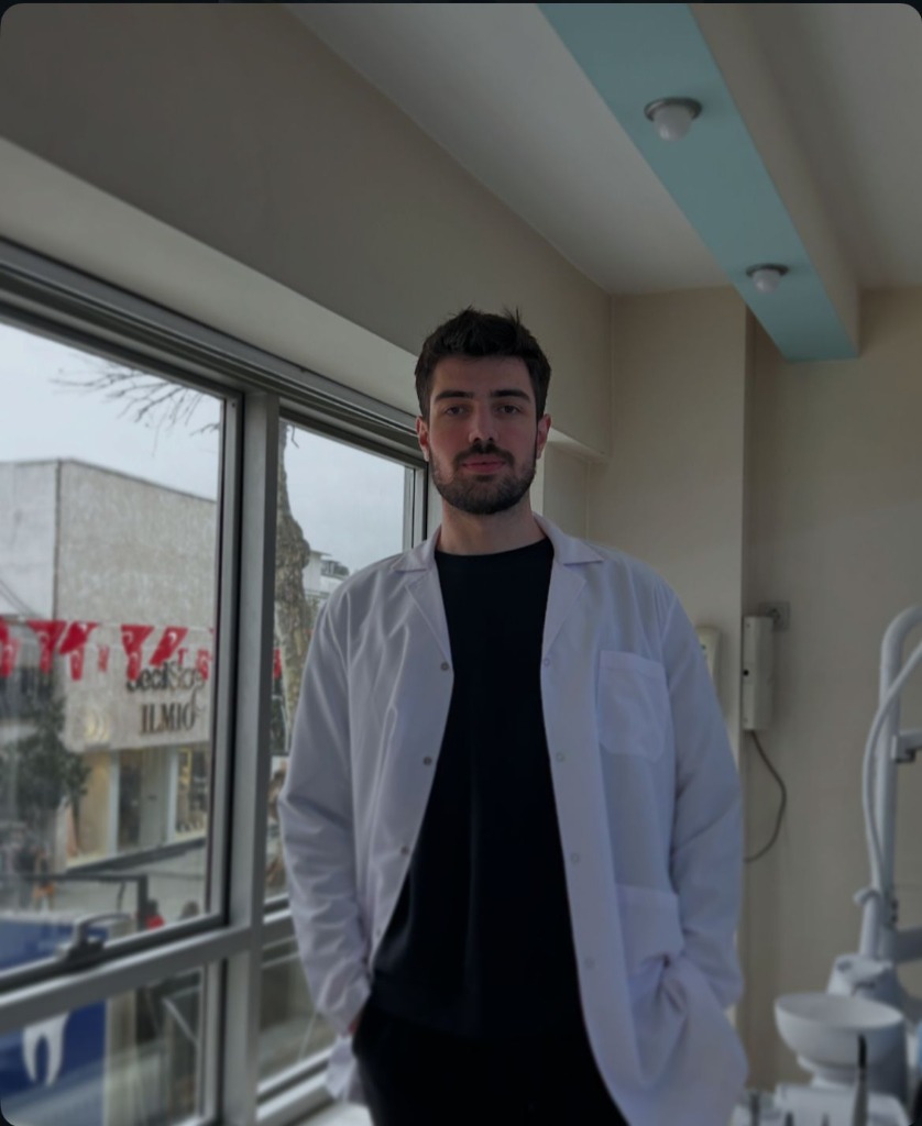 Dt. Mehmet Boran Yazıcı